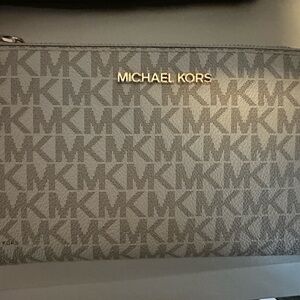 Michael Kors Zip Wallet in Brown and Pink with Gold Hardware